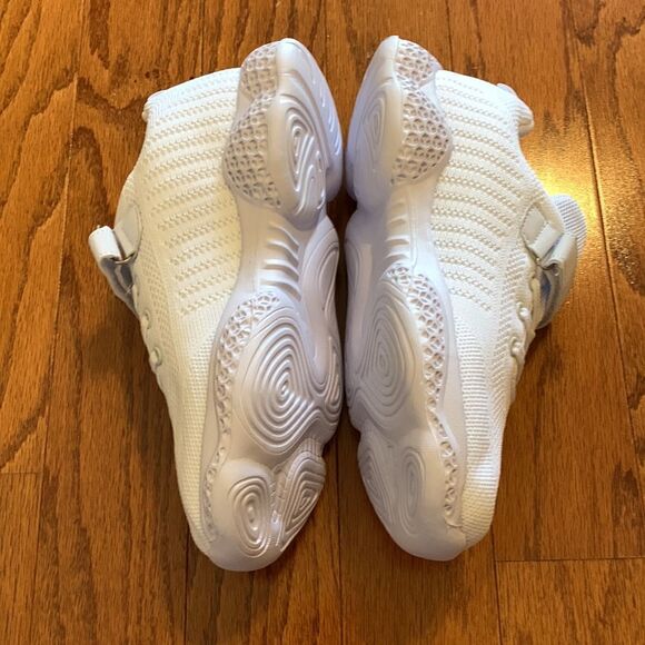 Size 37 (6.5) white sneaker shoes - Picture 2 of 10